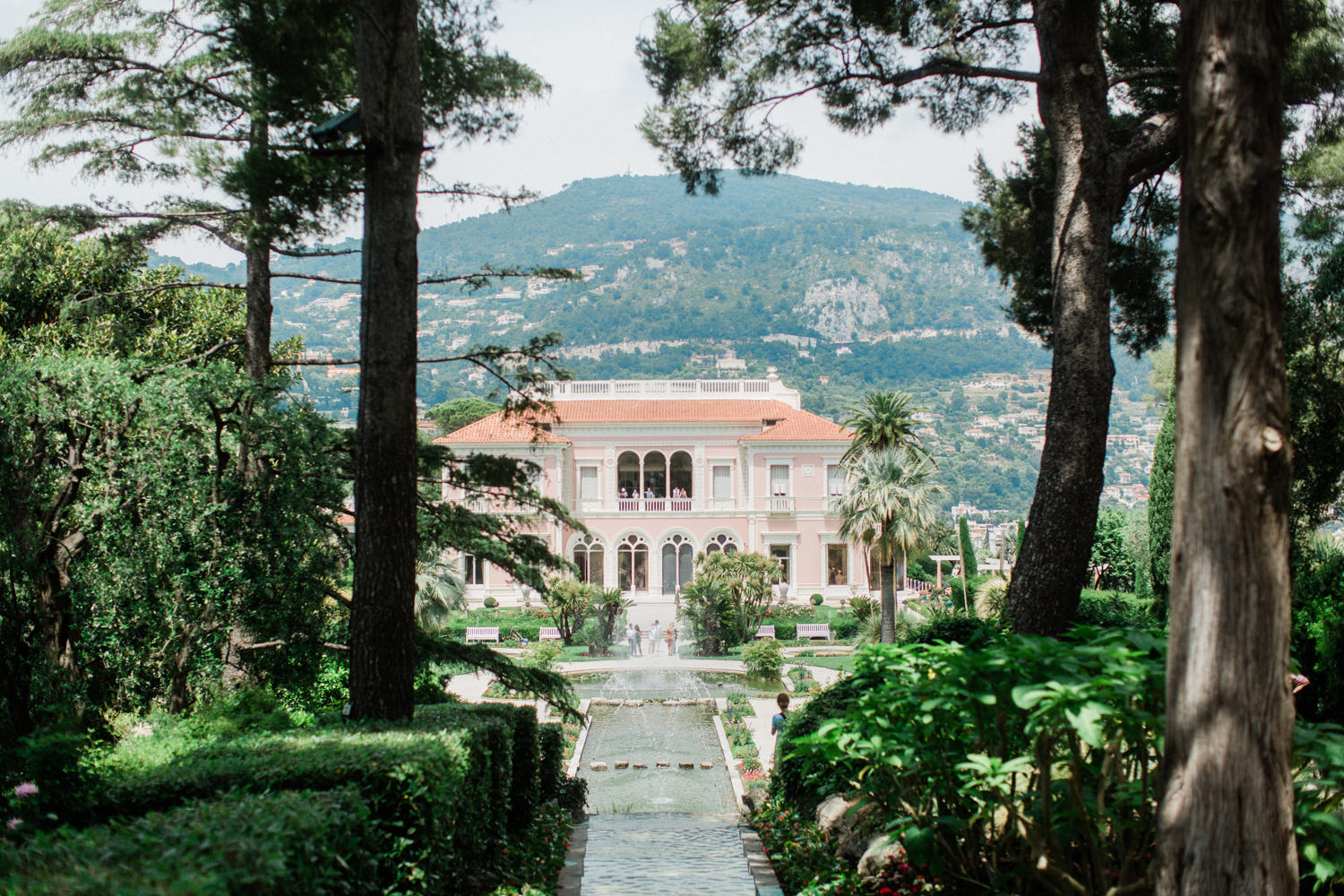 garden view of villa Ephrusi de Rothschilde
